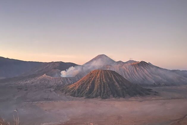 Bromo tour, Mount Bromo, surabaya to Bromo, Malang to Bromo, Bromo sunrise package
