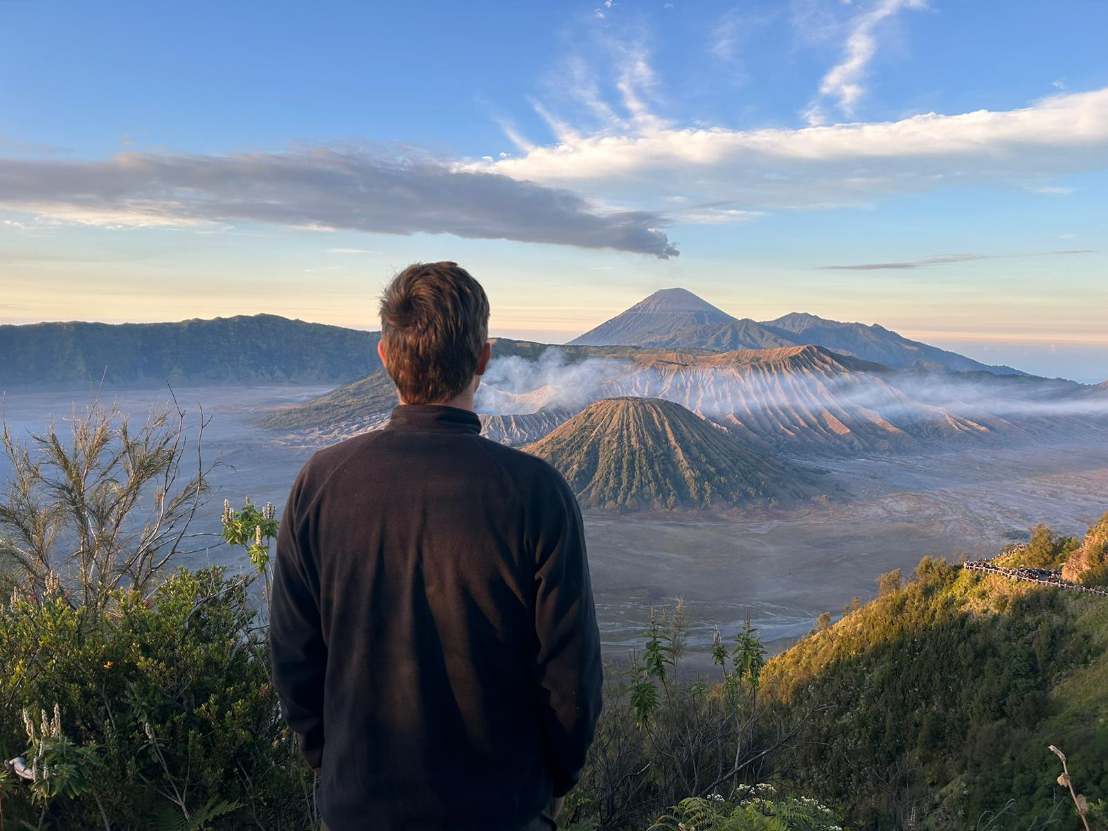 Bromo Panorama Tour: 1-Day Adventure from Surabaya or Malang