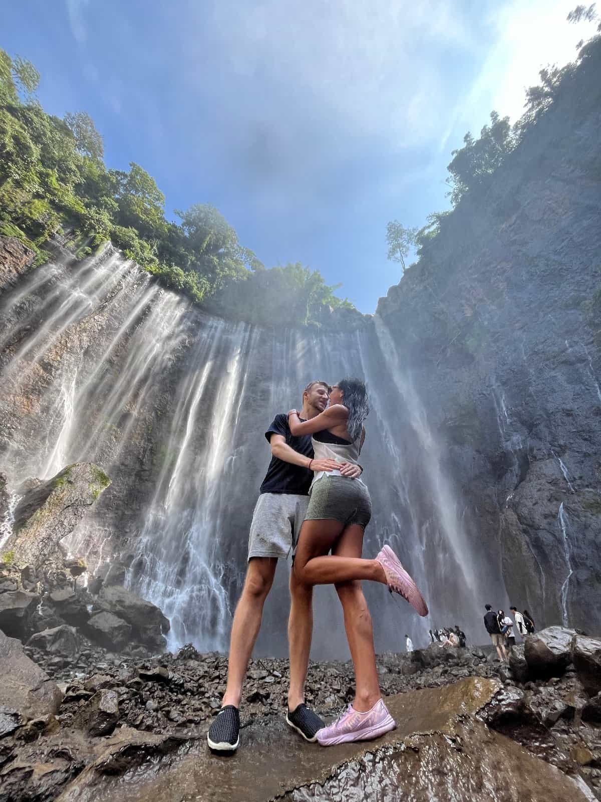 TOURISM TRAVEL 3D2N TUMPAK SEWU BROMO IJEN