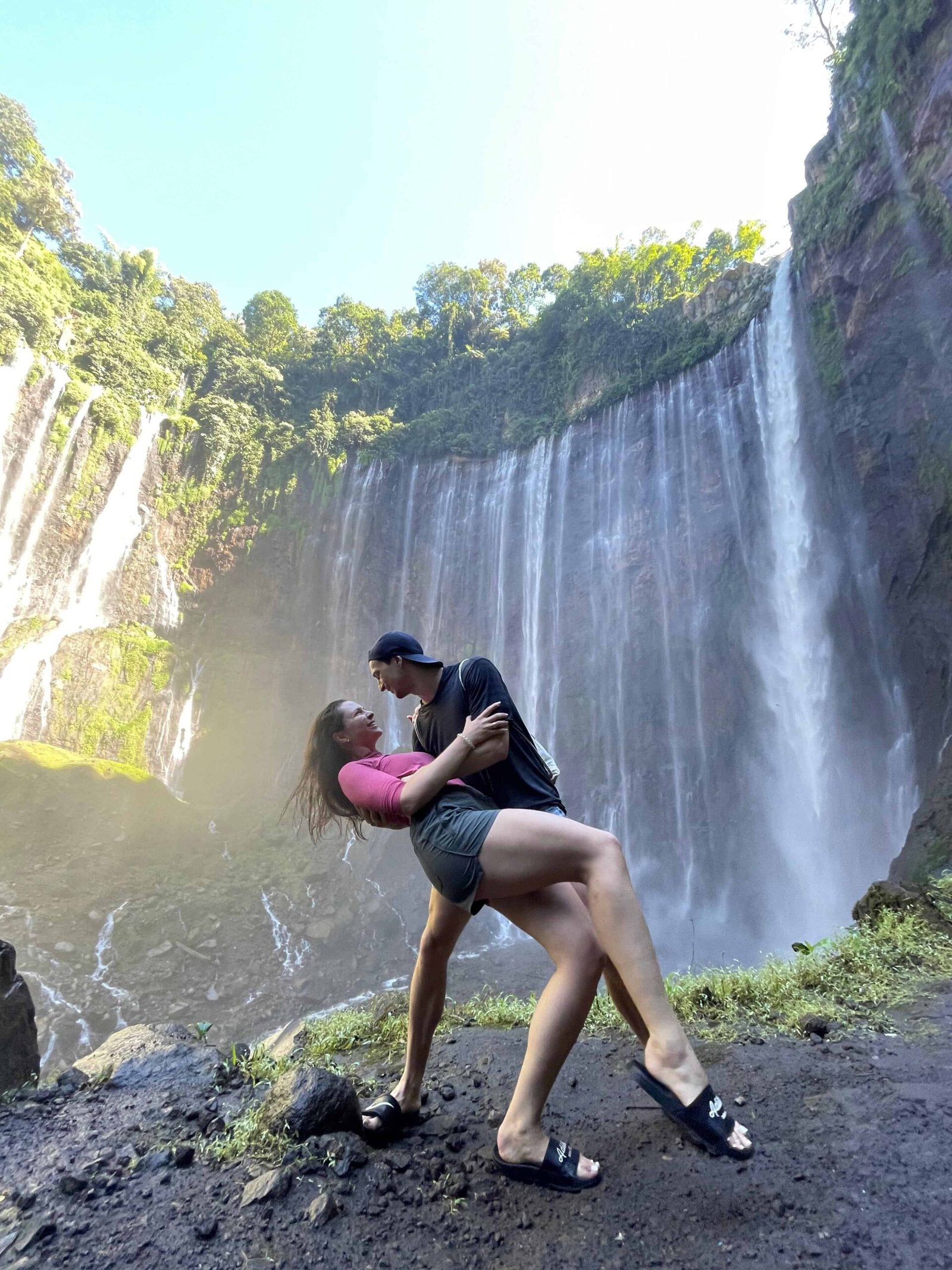 TOURISM TRAVEL 1D BROMO SUNRISE & TUMPAK SEWU WATERFALL