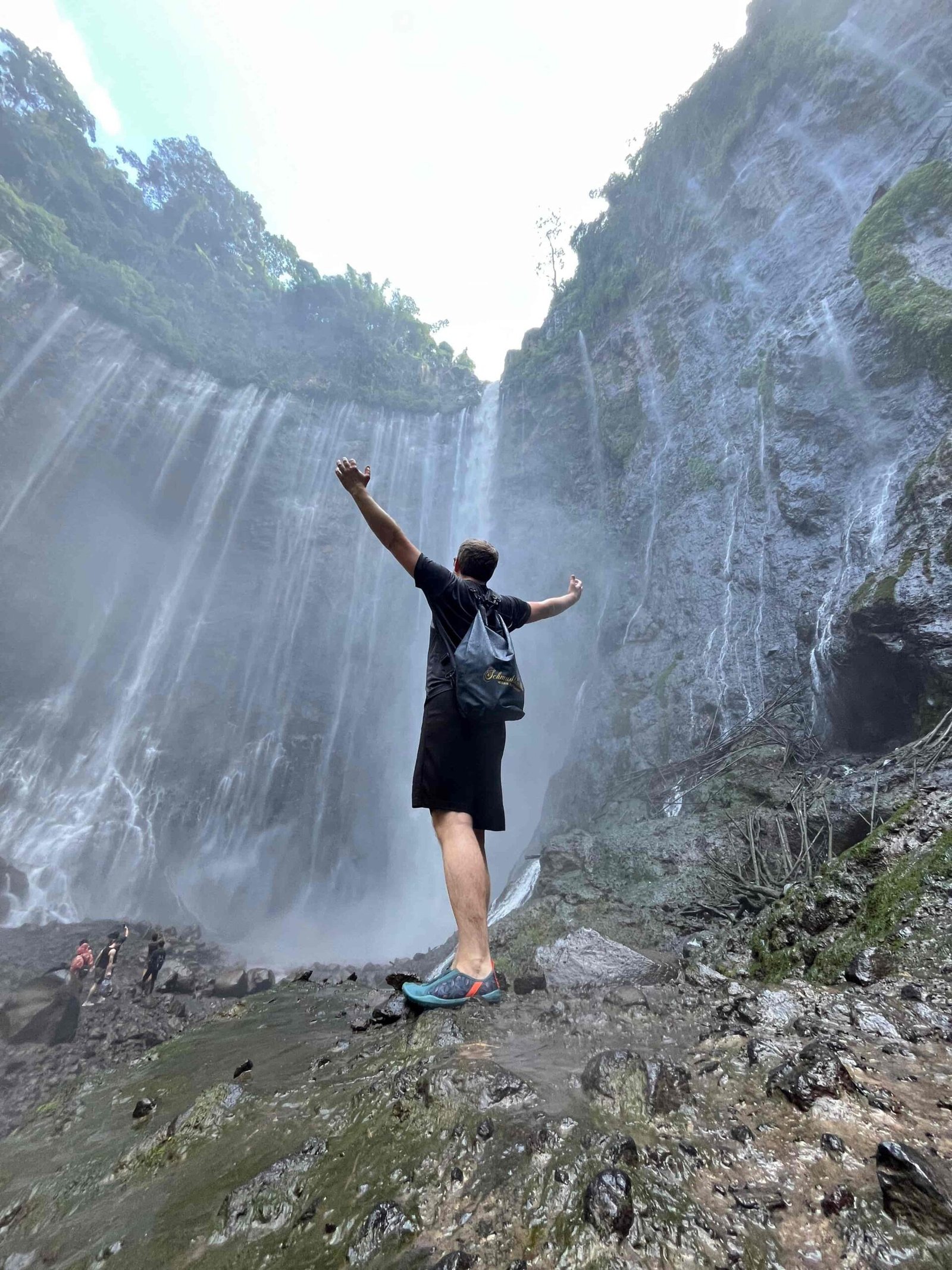 TOURISM TRAVEL 2D1N TUMPAK SEWU BROMO
