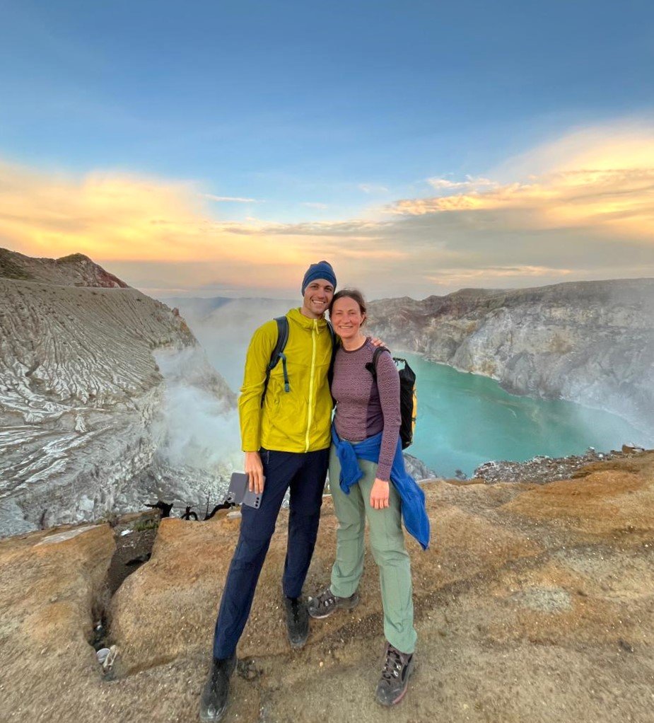 TOURISM TRAVEL 2D1N IJEN BROMO FROM BALI