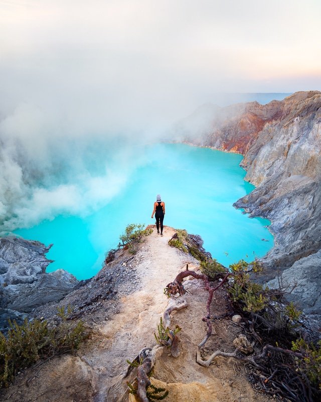 TOURISM TRAVEL 2D1N BROMO IJEN