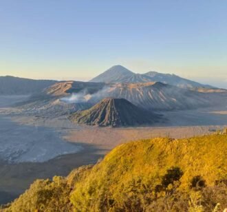 MOUNT BROMO TOUR, BROMO TOURISM TRAVEL, BROMO ECO TOURISM, BROMO SUNRISE TOUR