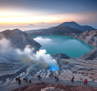 MOUNT BROMO TOUR, BROMO TOURISM TRAVEL, BROMO ECO TOURISM, BROMO SUNRISE TOUR